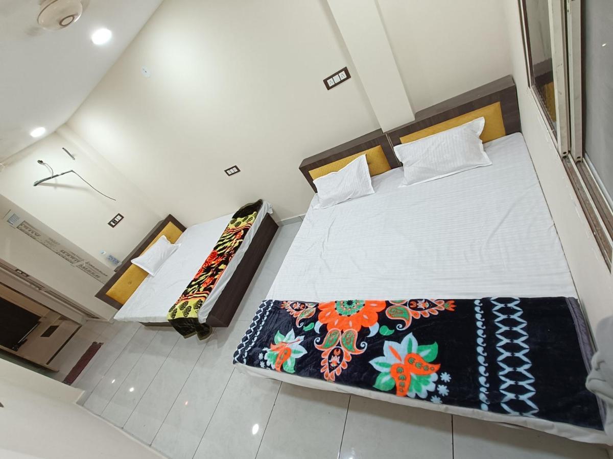 Hotel Shipra Inn Ujjain Esterno foto