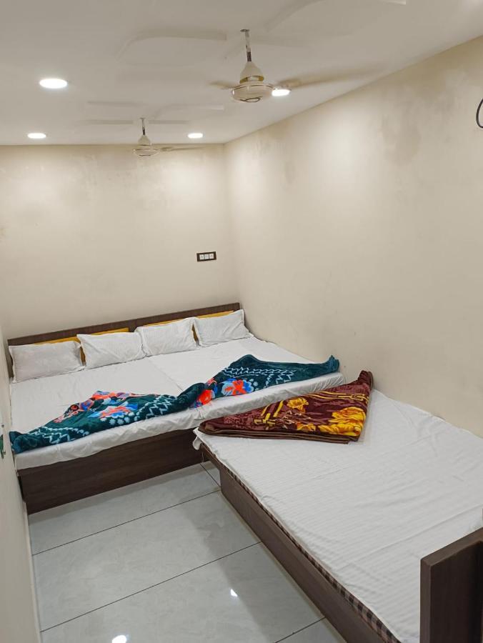 Hotel Shipra Inn Ujjain Esterno foto
