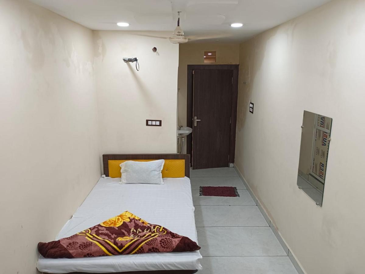 Hotel Shipra Inn Ujjain Esterno foto