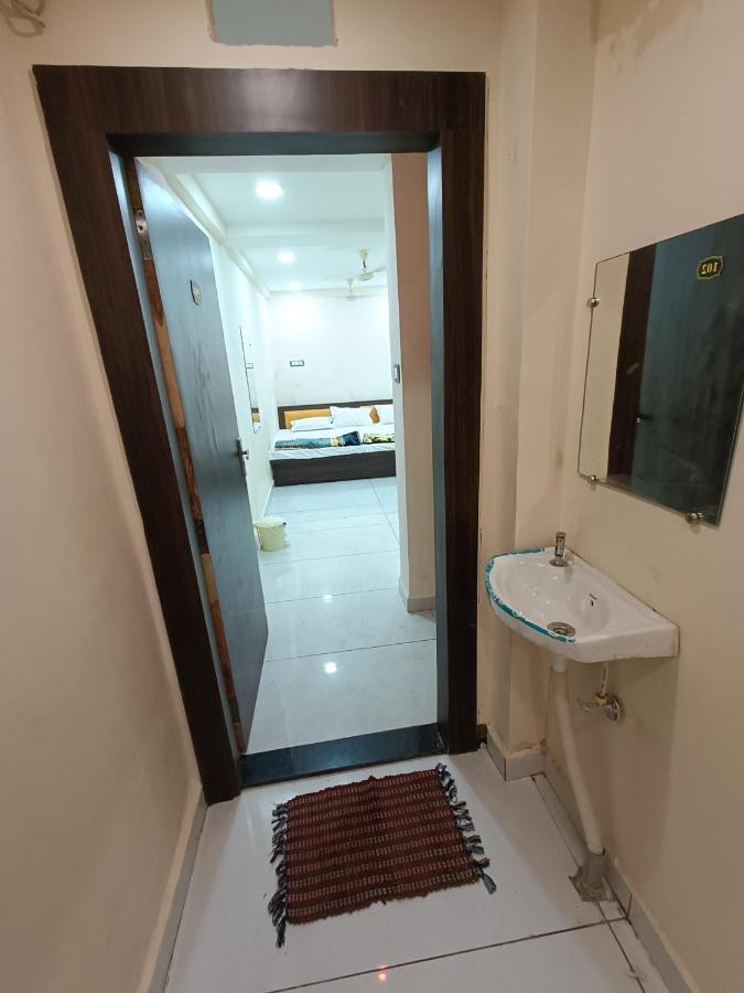 Hotel Shipra Inn Ujjain Esterno foto