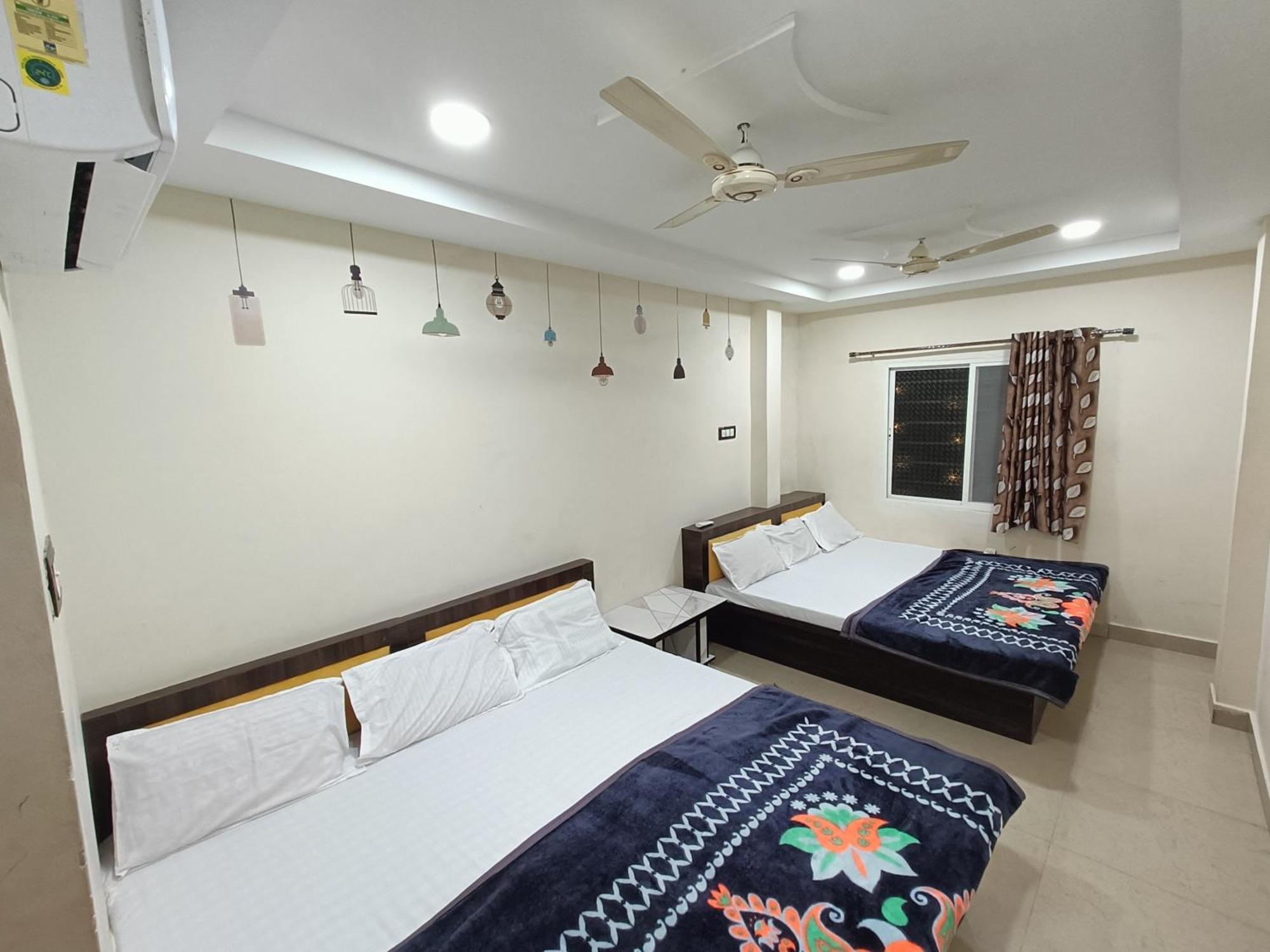 Hotel Shipra Inn Ujjain Esterno foto