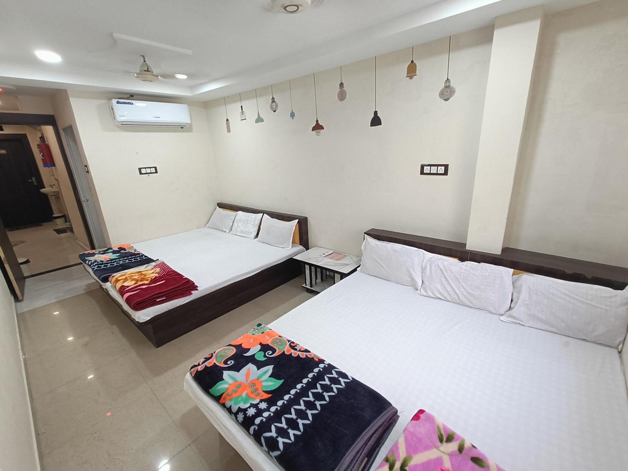 Hotel Shipra Inn Ujjain Esterno foto