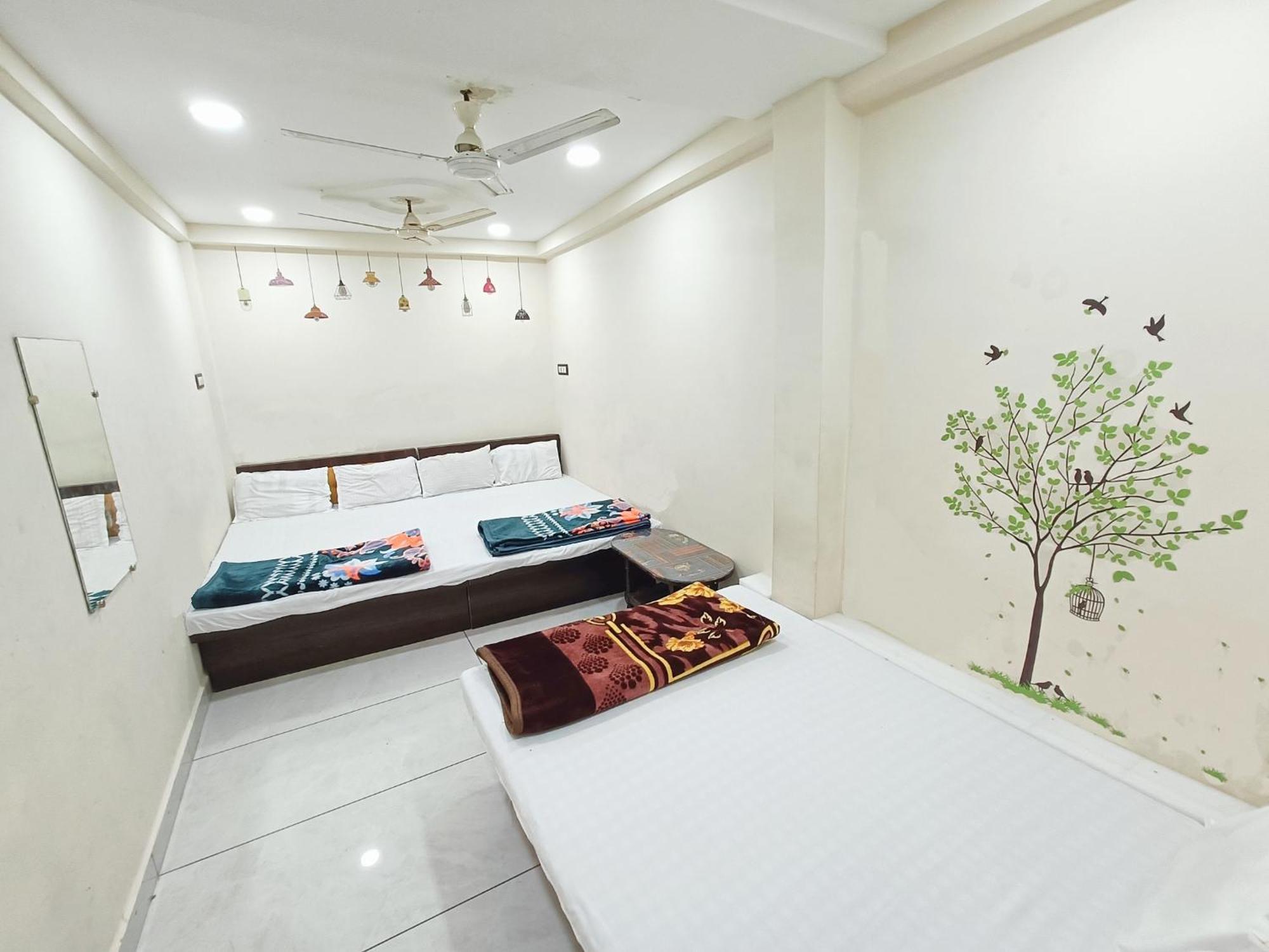 Hotel Shipra Inn Ujjain Esterno foto